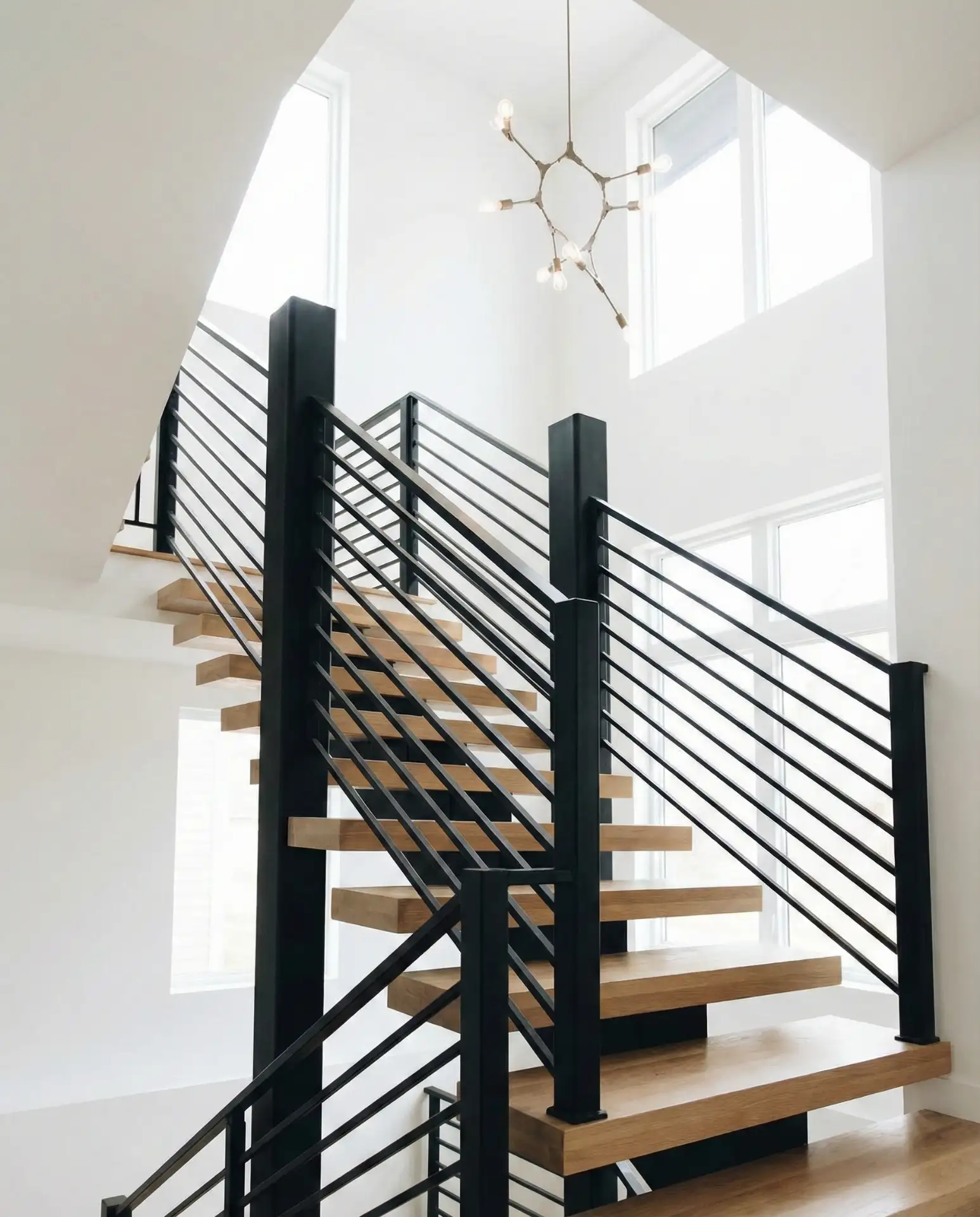 Dramatic Black Iron Statements 1