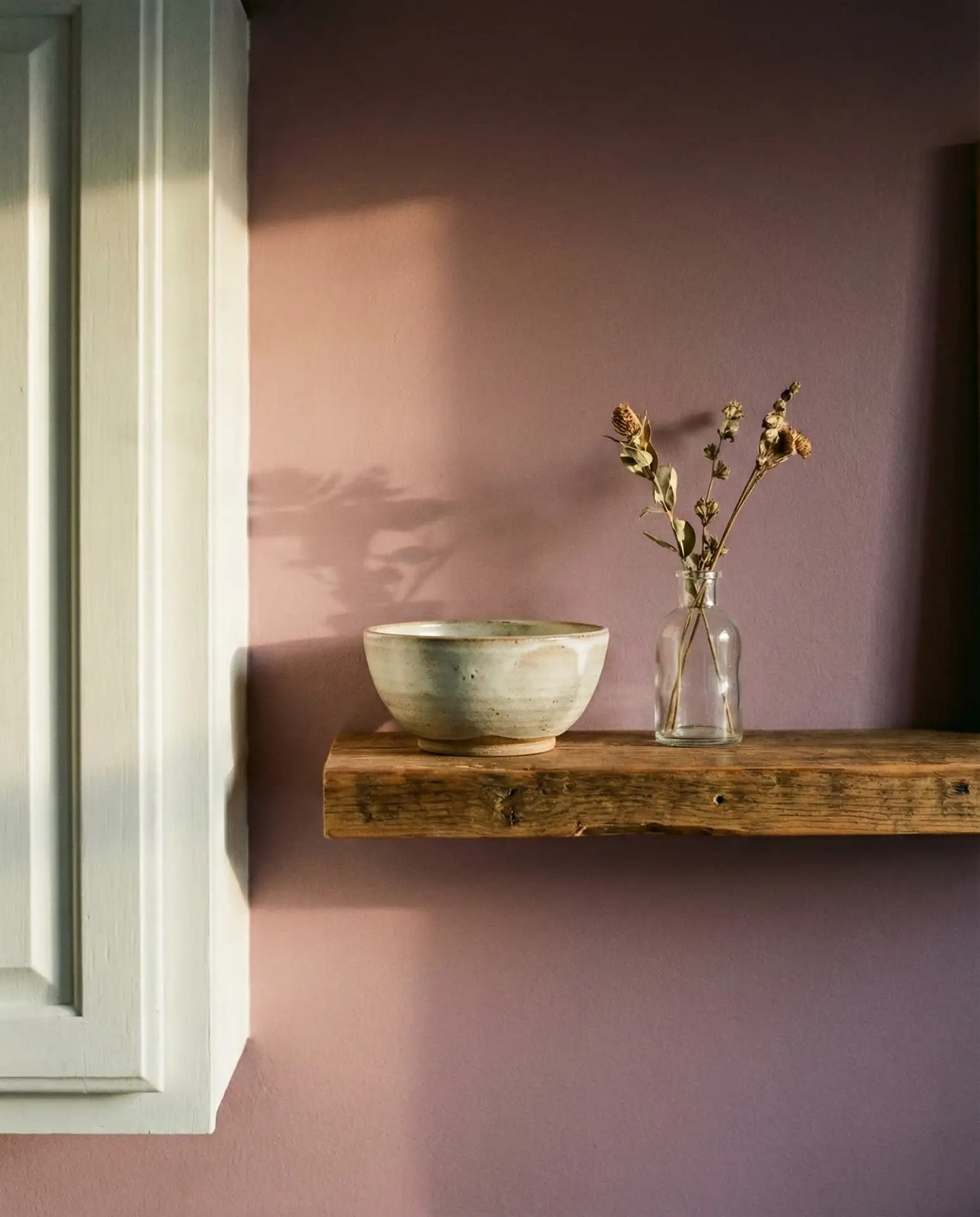 Dusty Mauve Walls for a Soft, Romantic Look 1