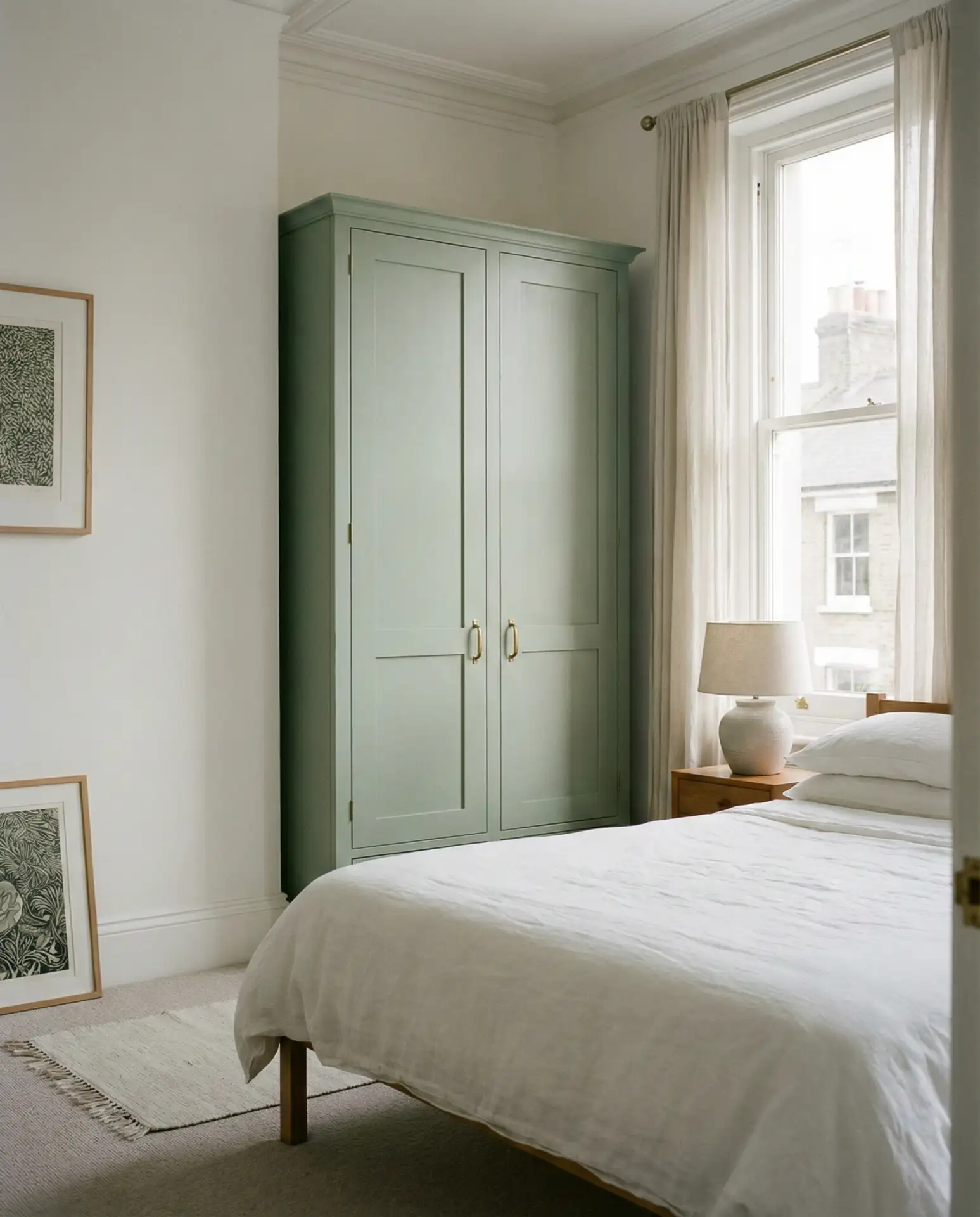 Freestanding Wardrobe for Style and Function 1