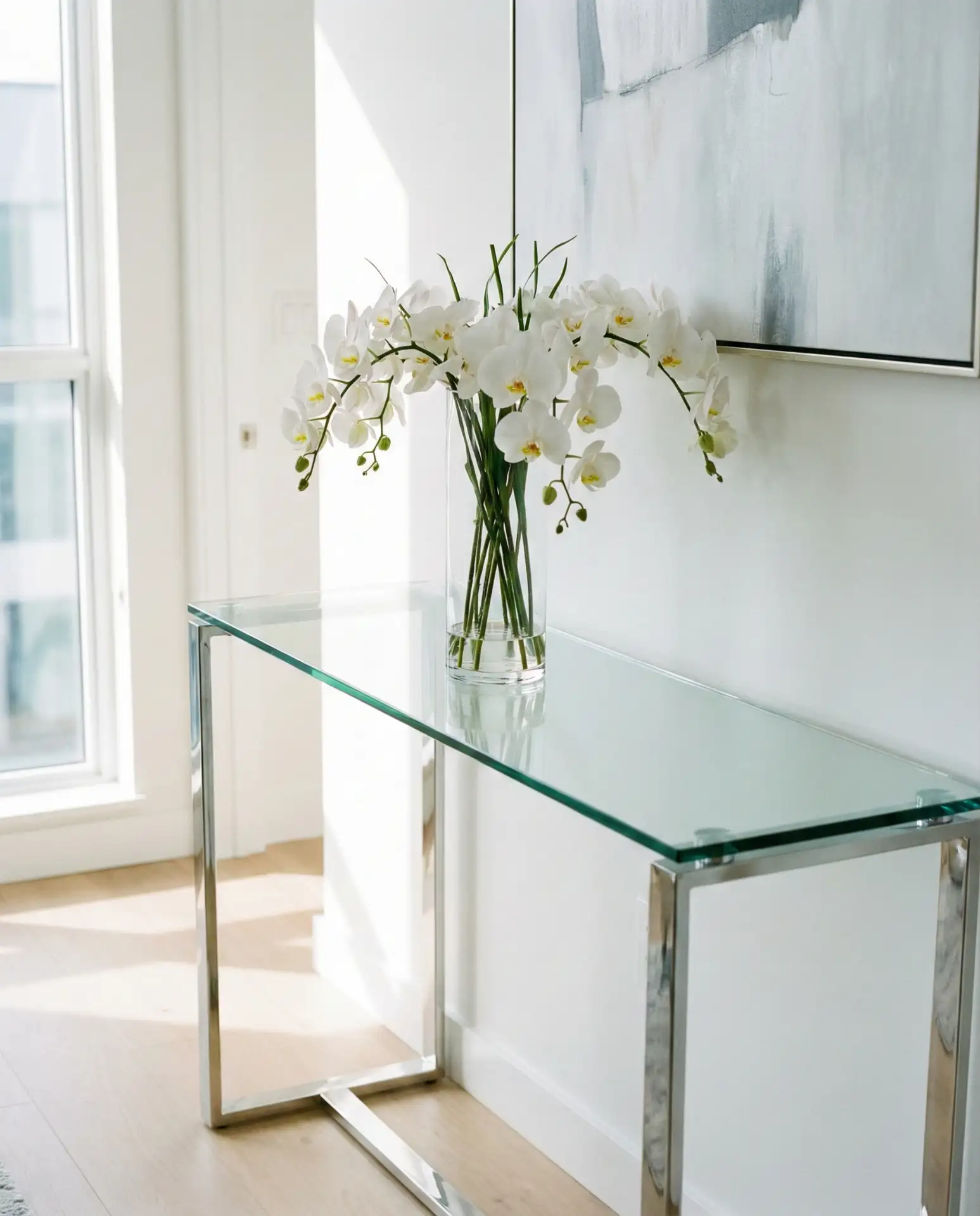 Glass Top Entry Table for Airy Feel 1