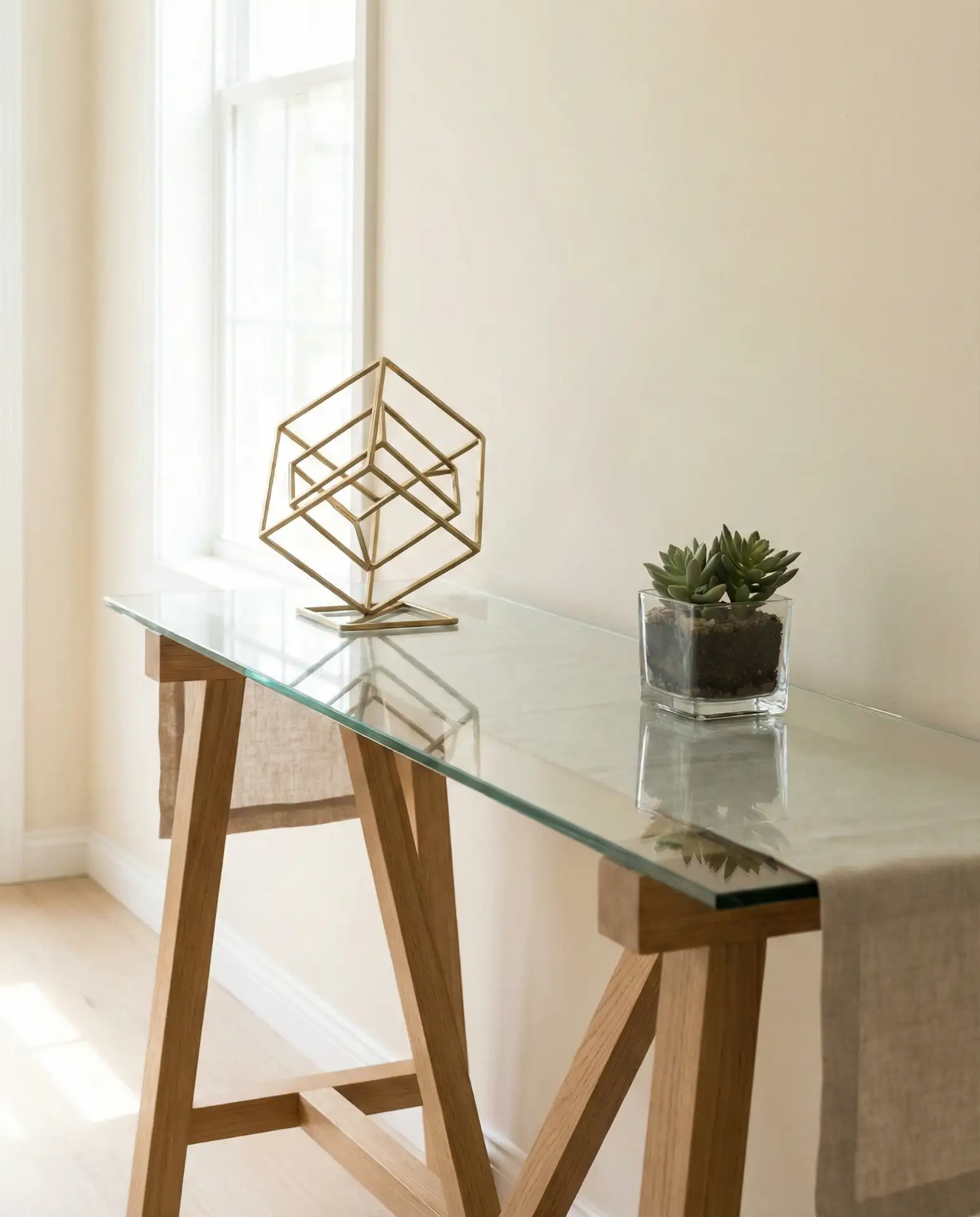 Glass Top Entry Table for Airy Feel 2