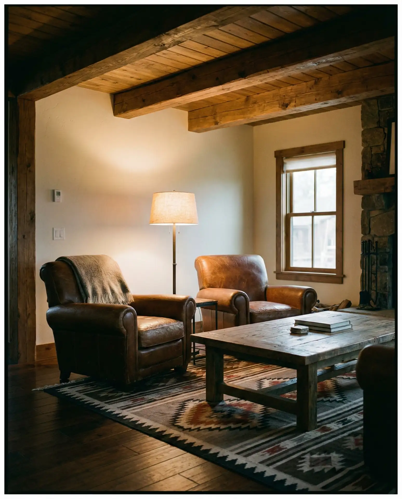 Gothic Western Bedroom with Iron and Velvet 1