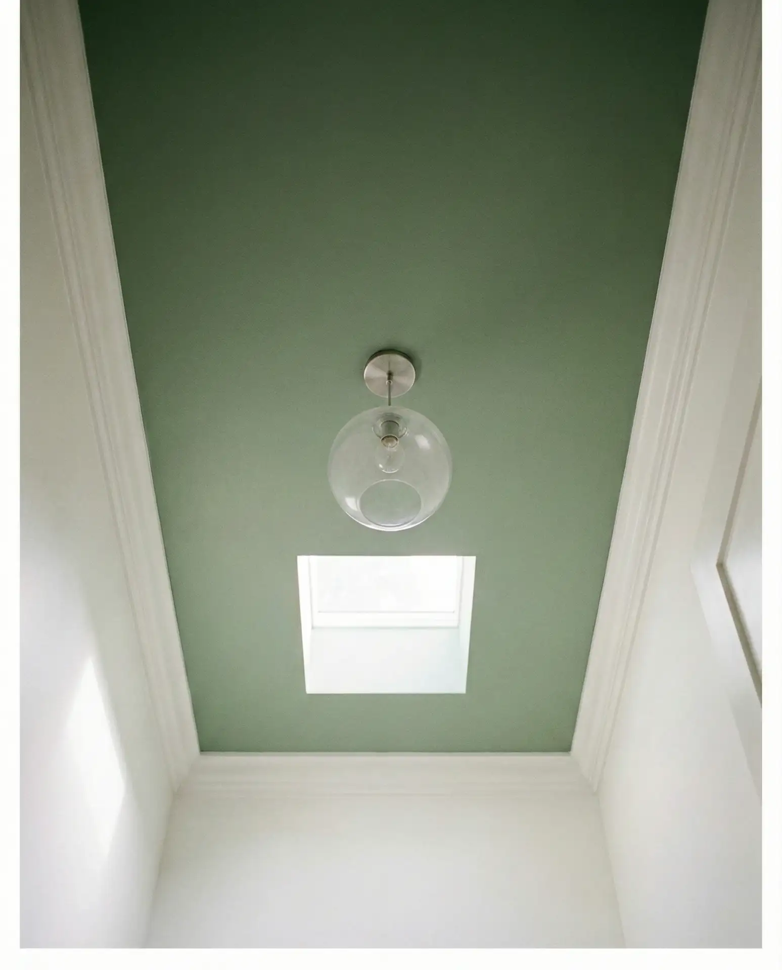 Green Painted Ceiling for Visual Interest 1