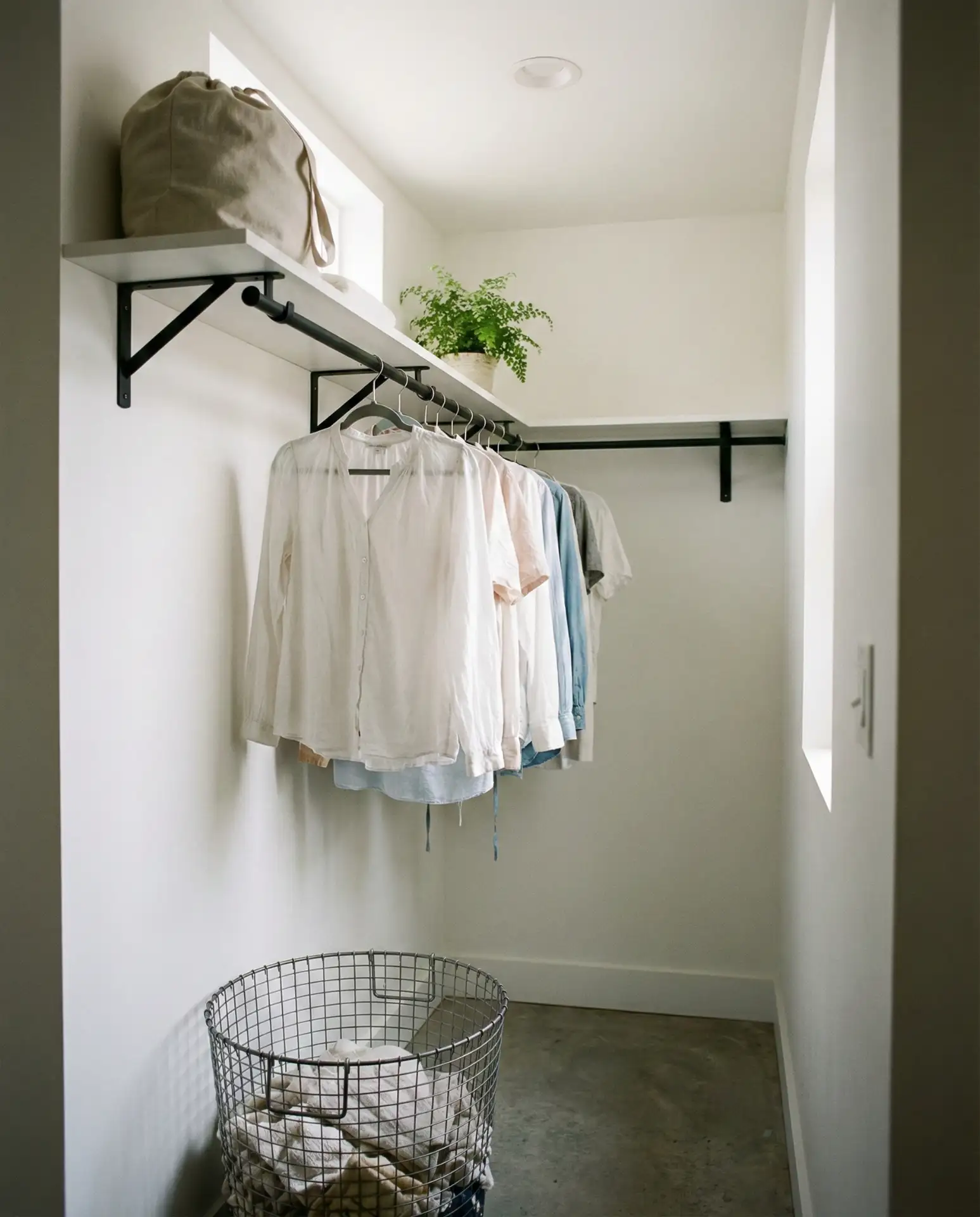 Hanging Rod for Air-Drying Delicates 2