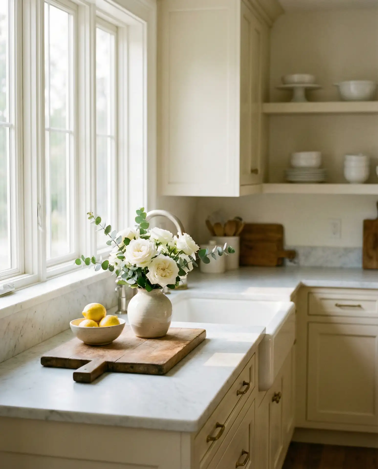 Nancy Meyers-Inspired All-White Simplicity 1