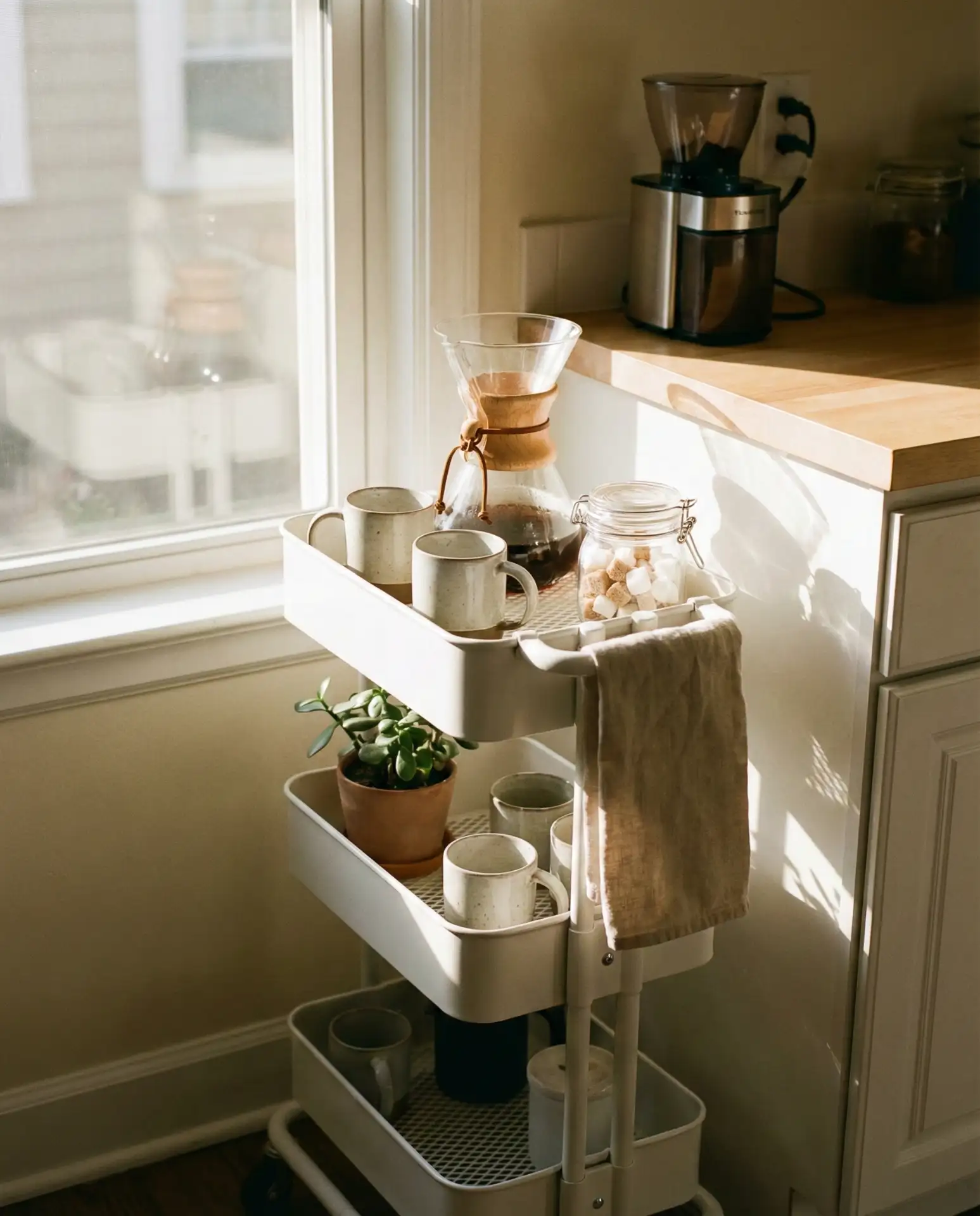 Rolling Cart Beverage Station 1
