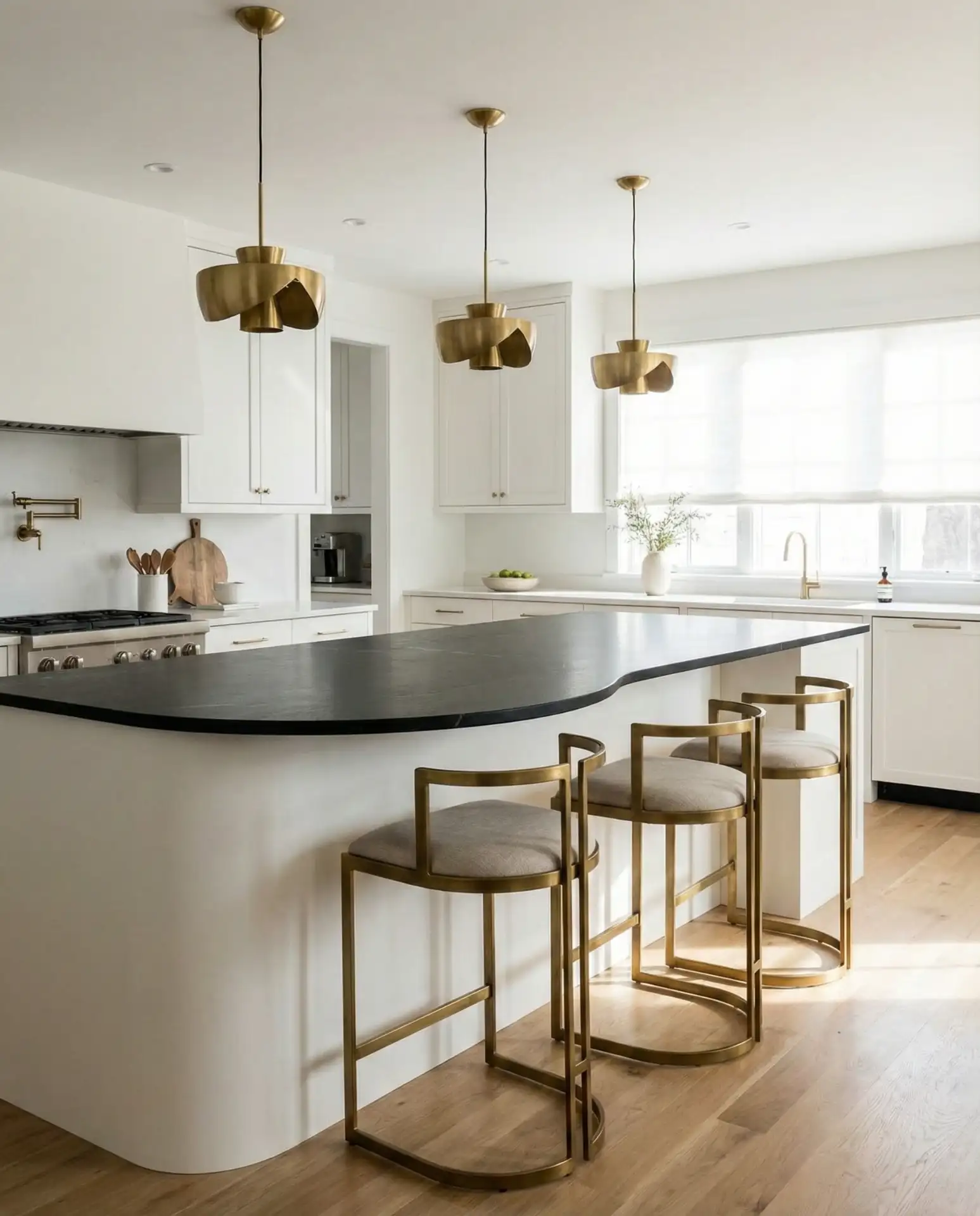 Shaped Islands That Define Modern Workflow 1