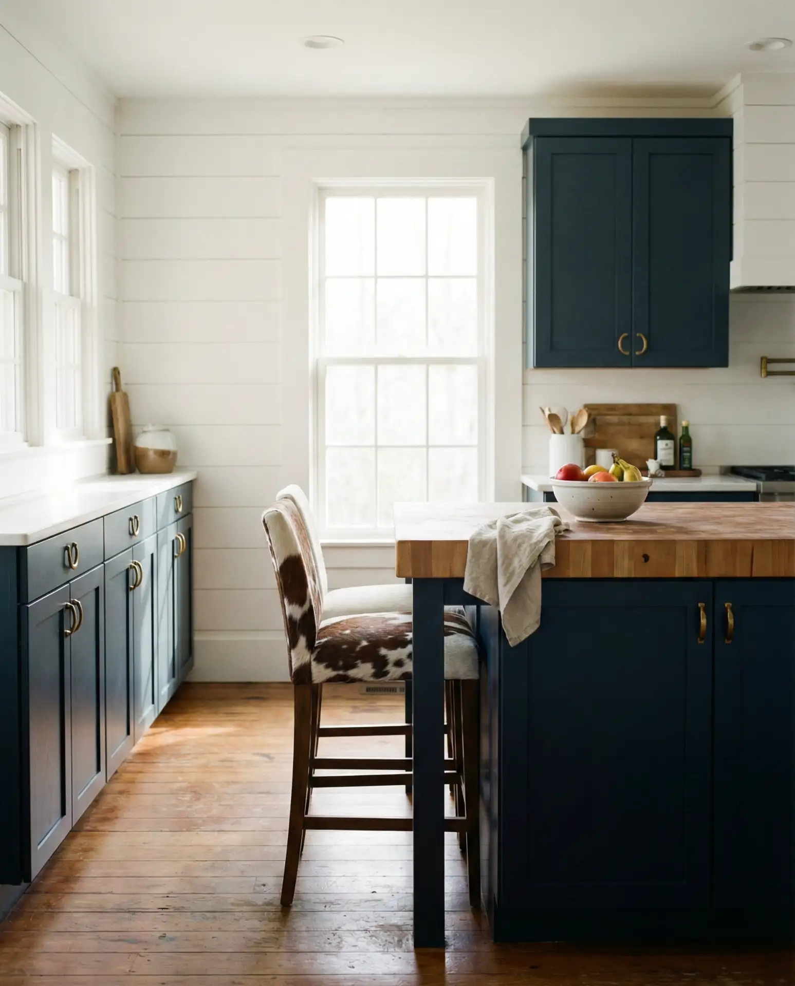 Subtle Western Touches in a Modern Farmhouse Kitchen 2