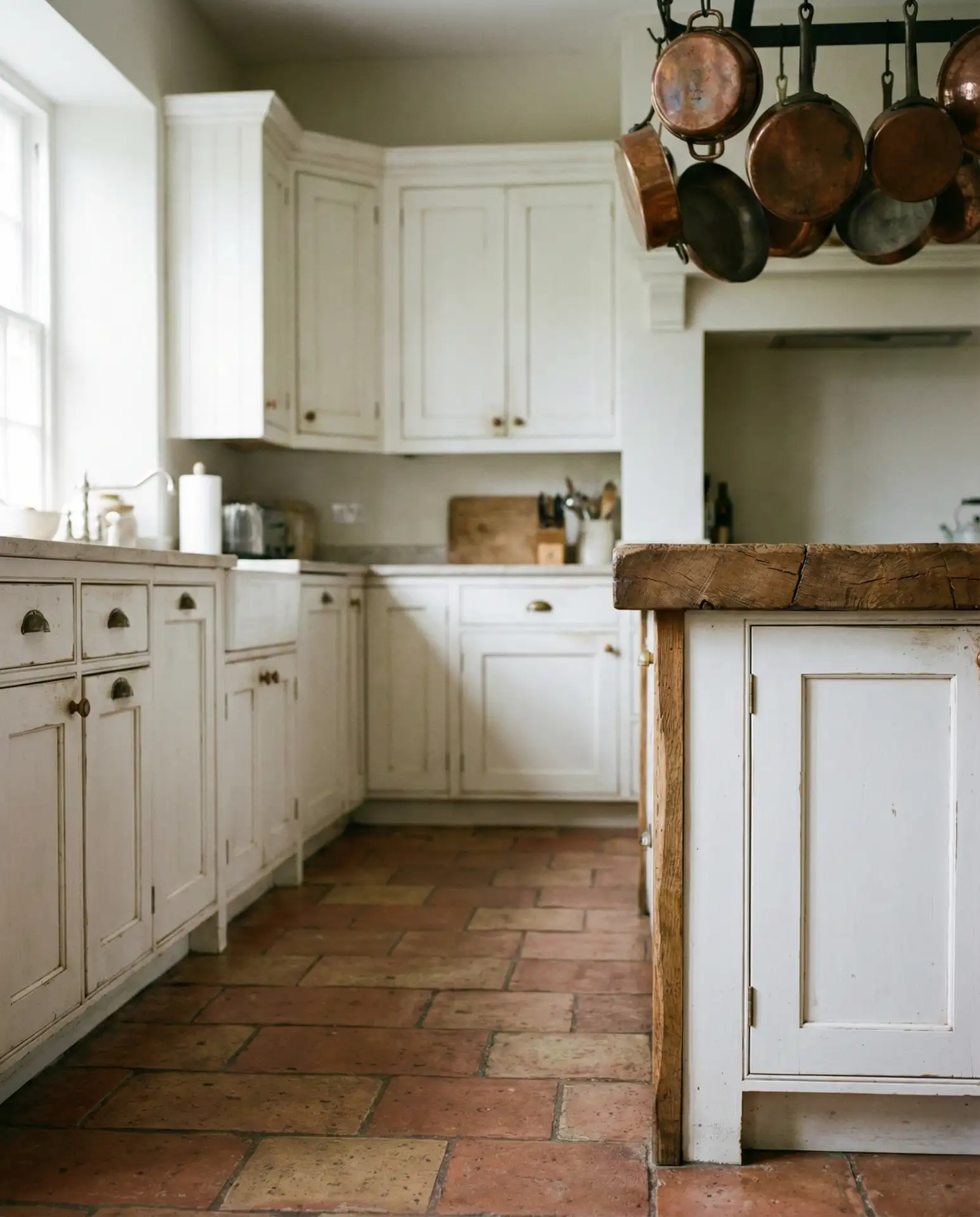 Terracotta Tile Flooring in the Kitchen 1
