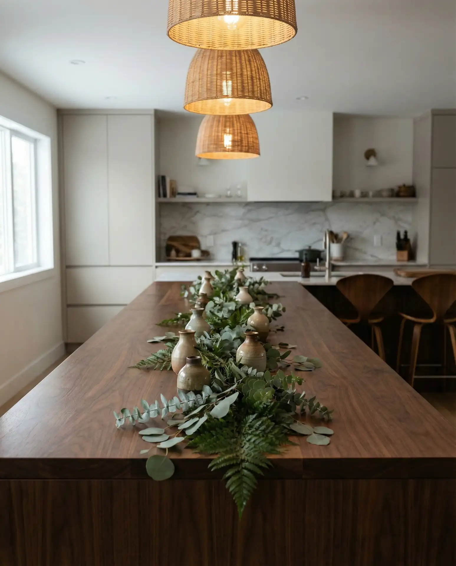 Long Islands with Linear Arrangements 1