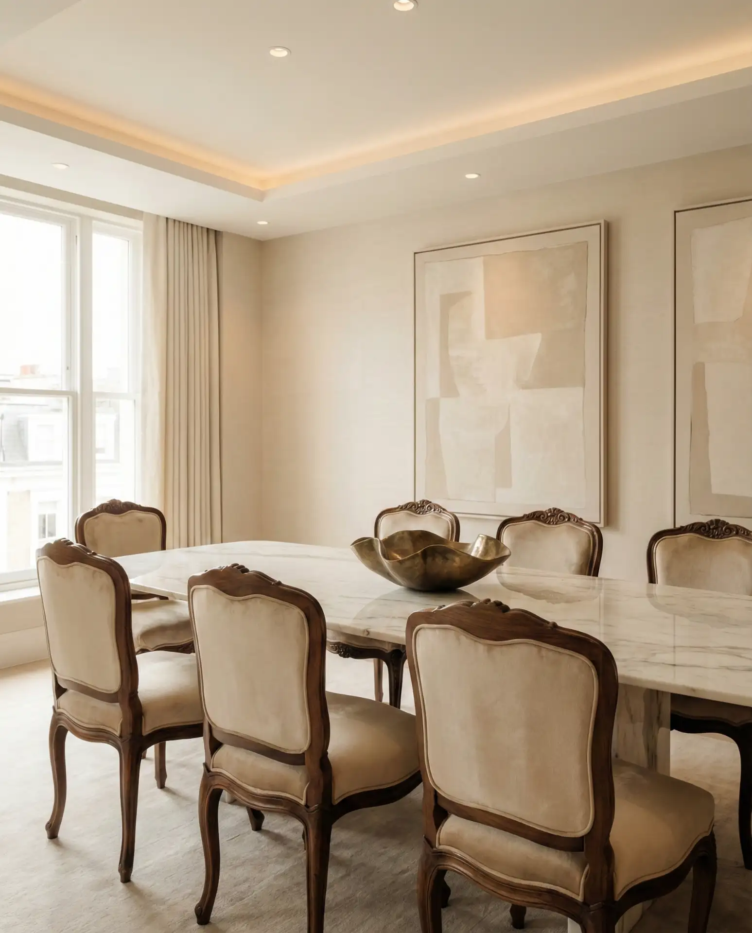 Luxury Dining Chairs as Investment Pieces 1