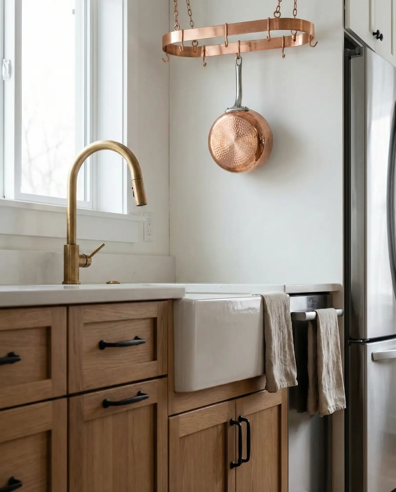 Mixed Metal Finishes for Visual Interest 1