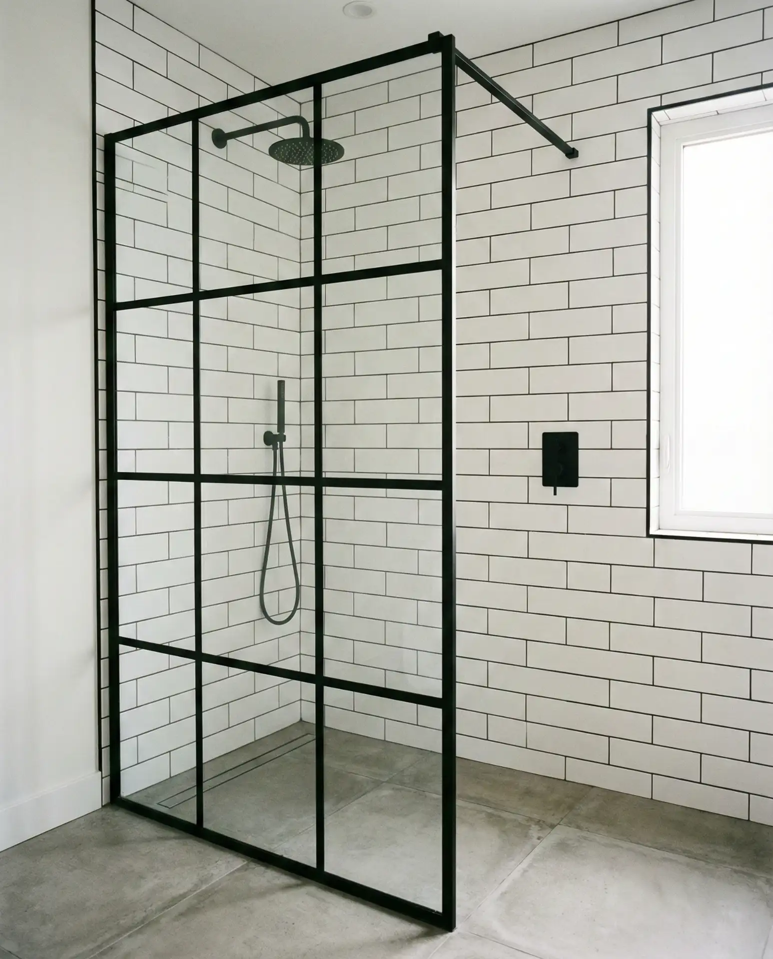 Sleek Black Framed Shower Enclosures 1