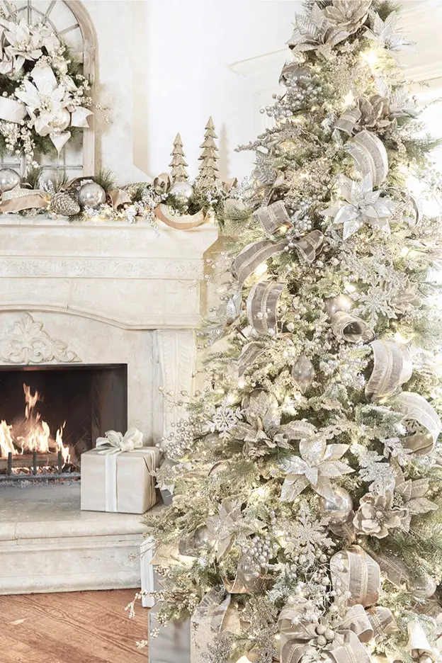 10 Best Elegant Christmas Decor Ideas for 2025 - Decorator's Warehouse