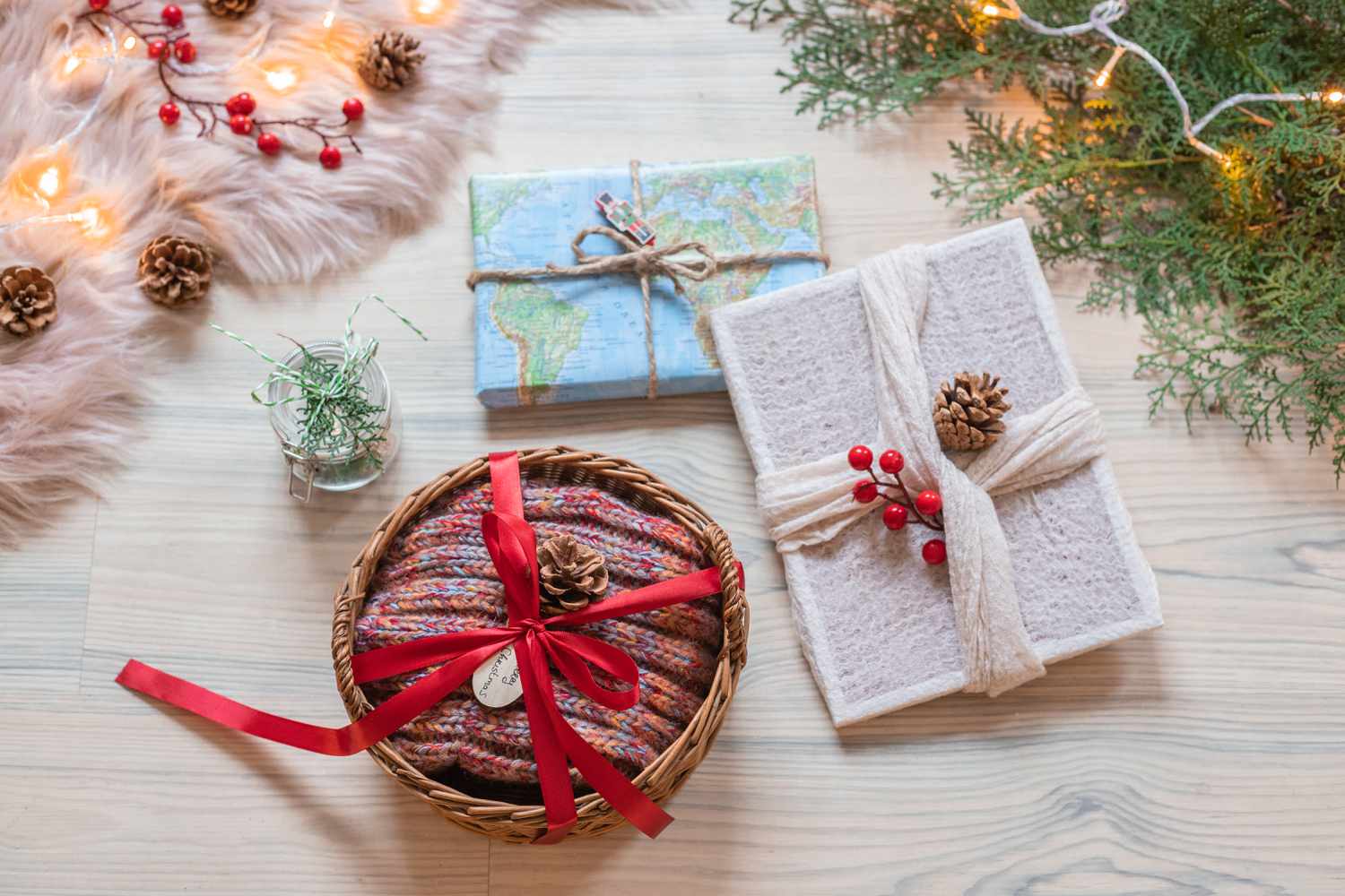 12 Eco-Friendly Wrapping Paper Alternatives