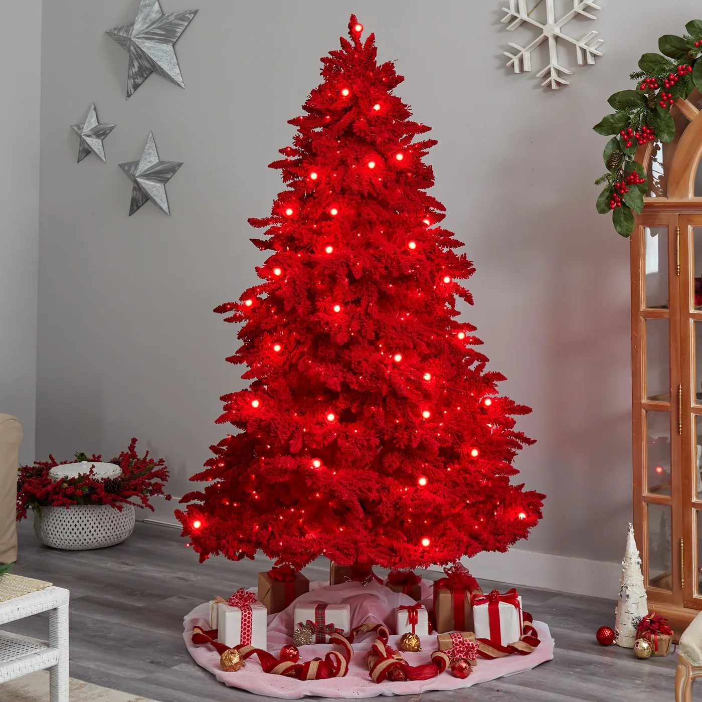 12 Small Christmas Tree Ideas That Add Cheer To Any Space Xmas tree