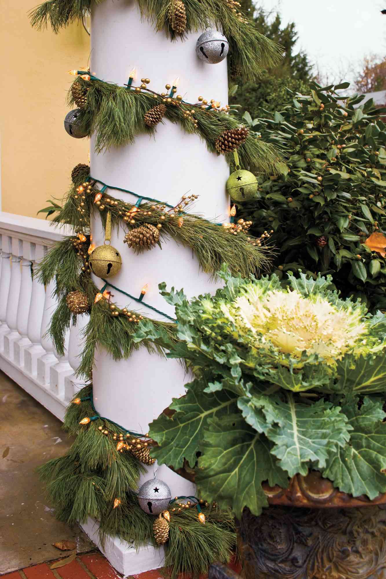 16 Outdoor Christmas Lights Ideas