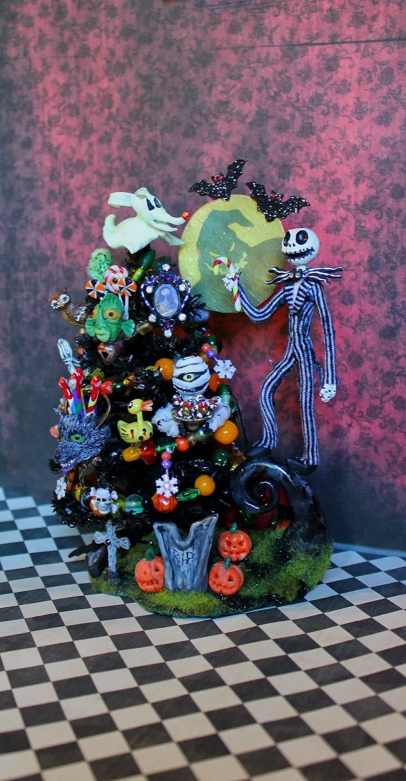 19th Day Miniatures Works in Progress: Dollhouse Miniature Nightmare Before Christmas Tree is done!