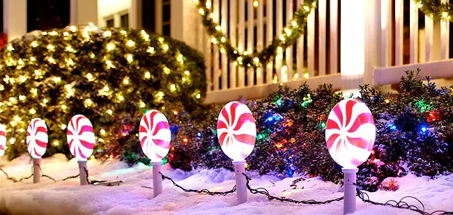 20 Awesome Christmas Decorations For Your Yard