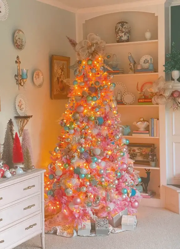 20 Christmas Tree Decorating Ideas for 2025 | Govee US
