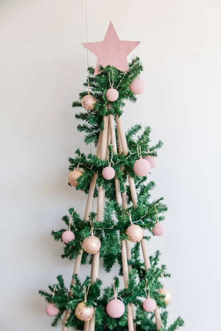 20 DIY Boho-Style Christmas Tree Decorations | Apartment Therapy