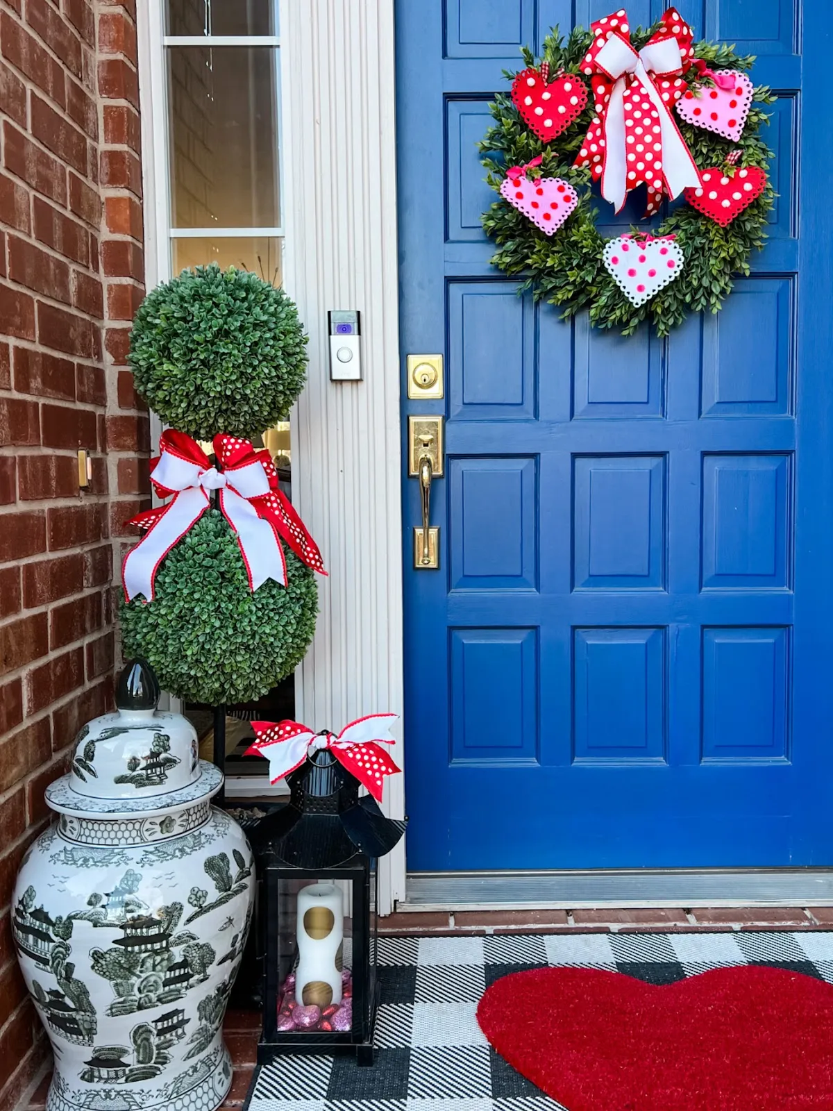 2023 VALENTINE'S DAY FRONT PORCH DECORATIONS | Dimples and Tangles