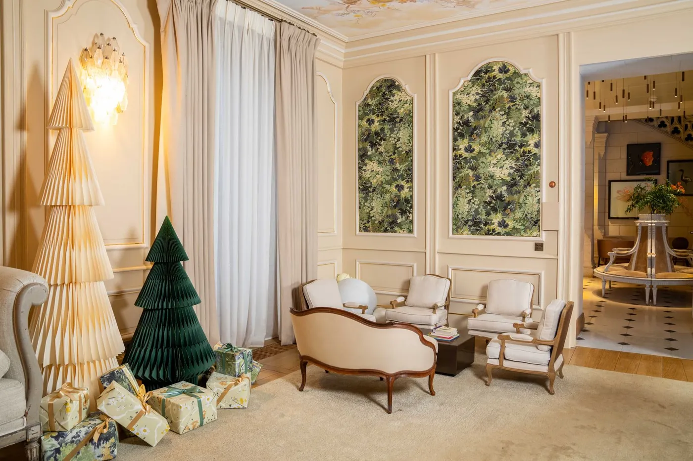 21 Holiday Decorating Ideas We Love From Design Tastemakers | Architectural  Digest