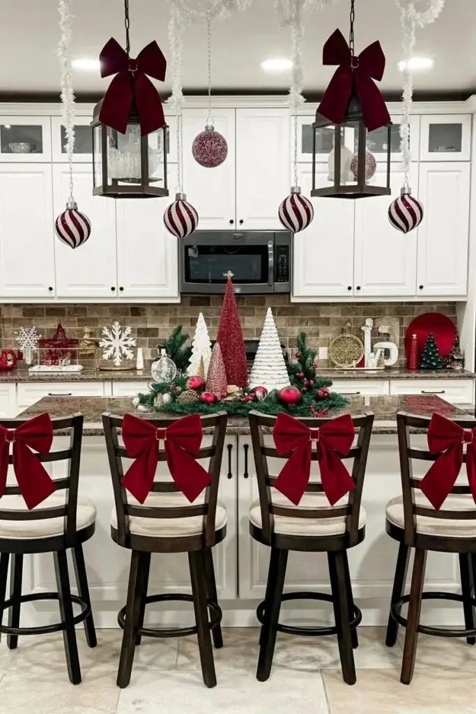 22 Christmas Kitchen Decorating Ideas | Govee US