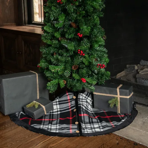 28' RED TARTAN TREE SKIRT W/ SCALLOPED EDGE - Ragon House