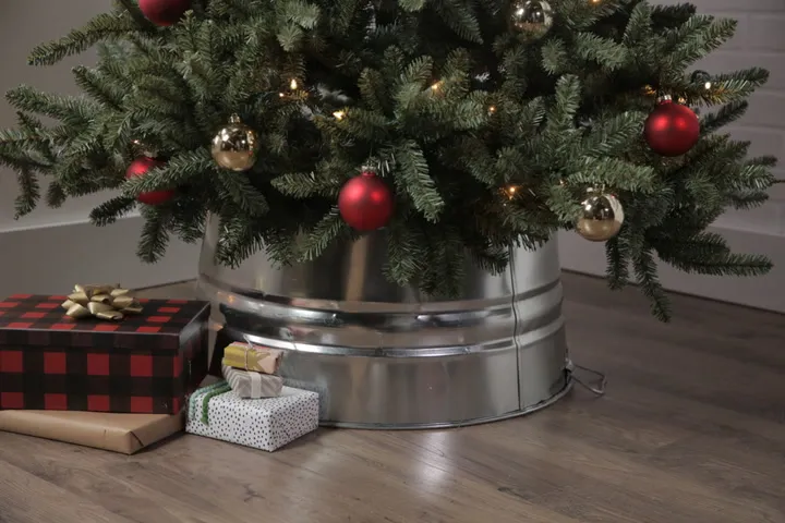 3 Genius Tree Collar Hacks