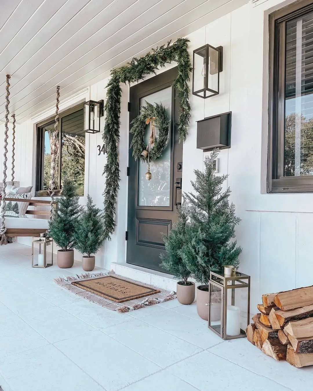 30 Christmas Porch Decor Ideas That Will Make Guests Stop Before They Even Knock