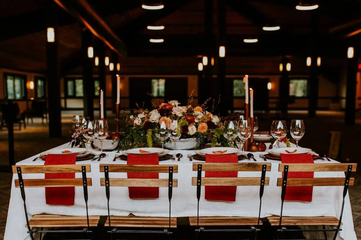 32 Winter-Themed Wedding Ideas That Are Seasonally Chic