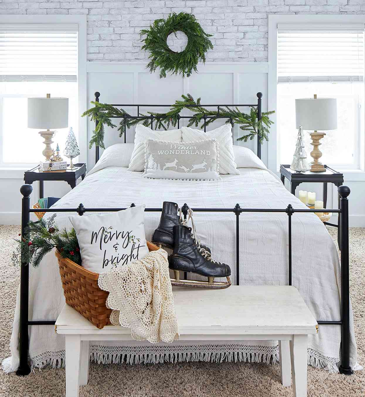 34 Cozy Christmas Bedroom Decor Ideas