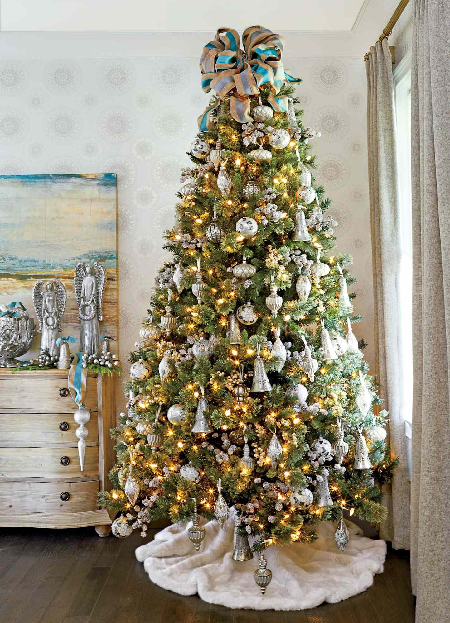 40 Decorative Christmas Tree Ideas For Every Style