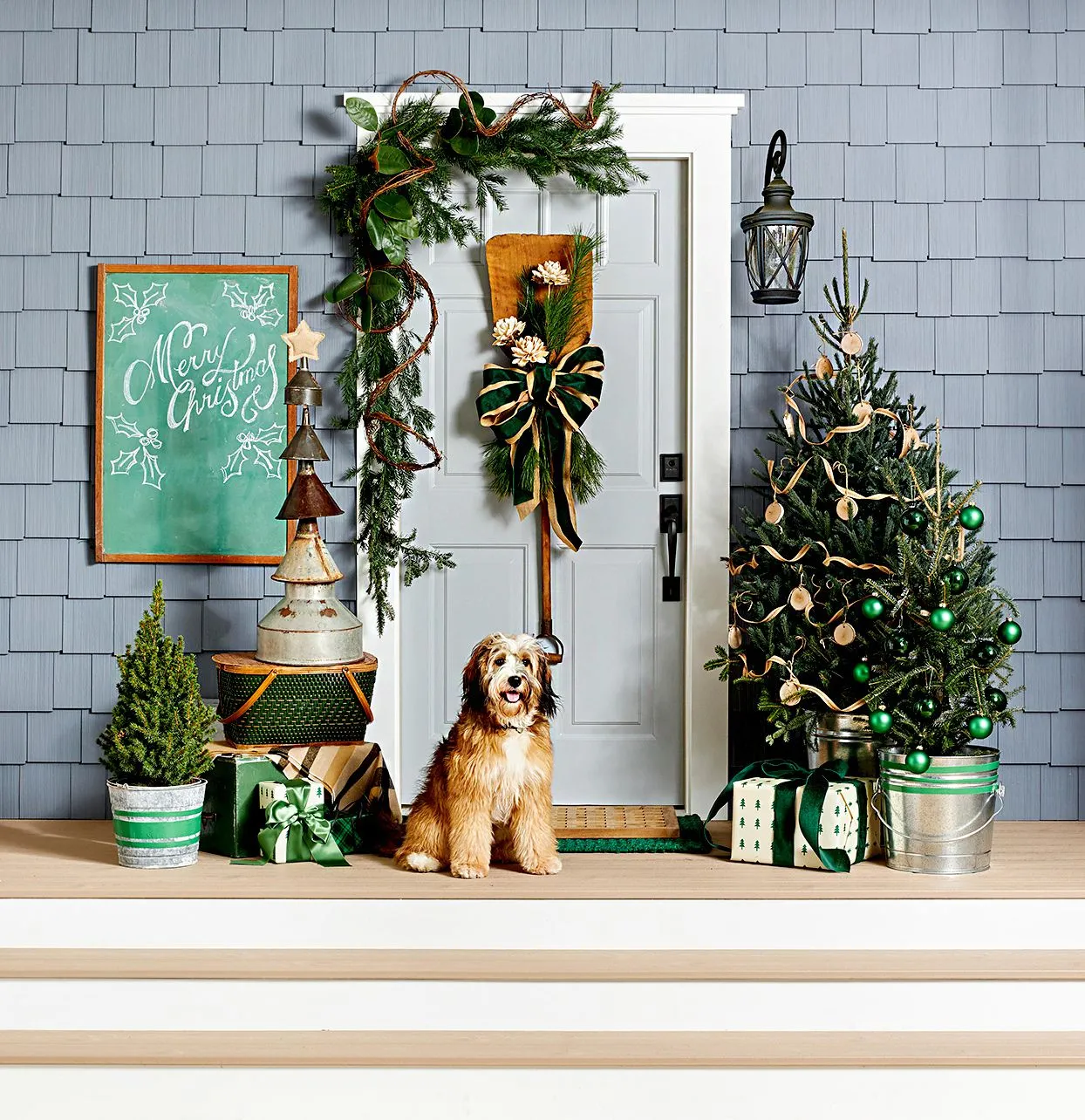 45 Outdoor Christmas Decorating Ideas That Bring the Cheer
