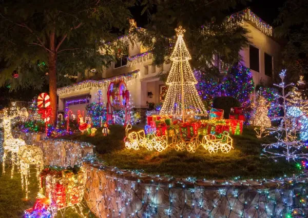 5 Best Outdoor Christmas Lights for the Ultimate Neighborhood Display – Ollny