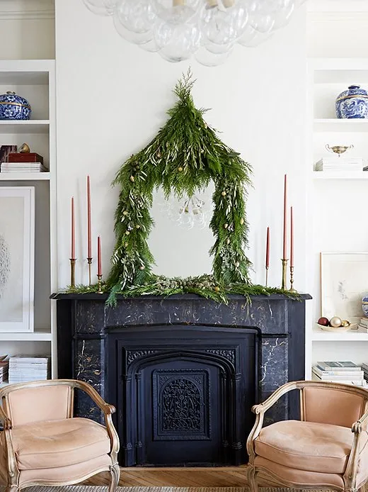 5 Festive Holiday Mantel Decorating Ideas