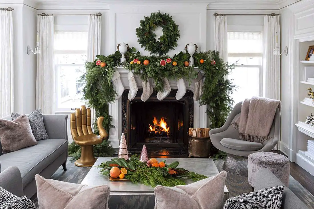 50 Festive and Cozy Christmas Living Room Decor Ideas Worth Copying