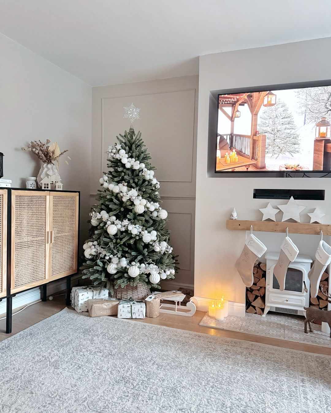 7 Tree Decorating Mistakes You Should Avoid This Holiday Season