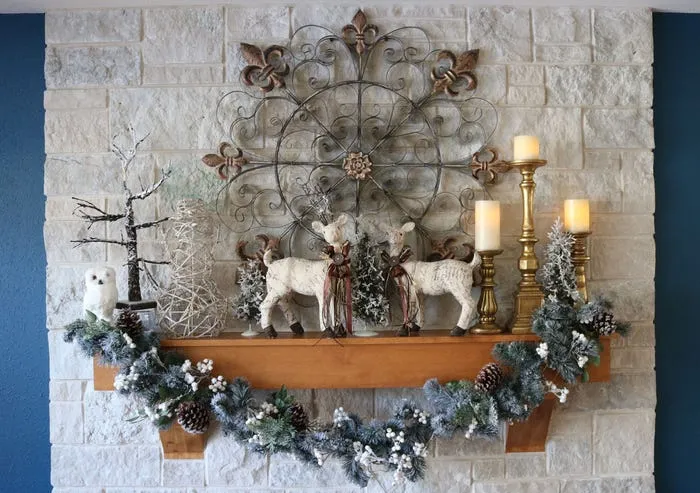 A glance at some spectacular holiday mantels