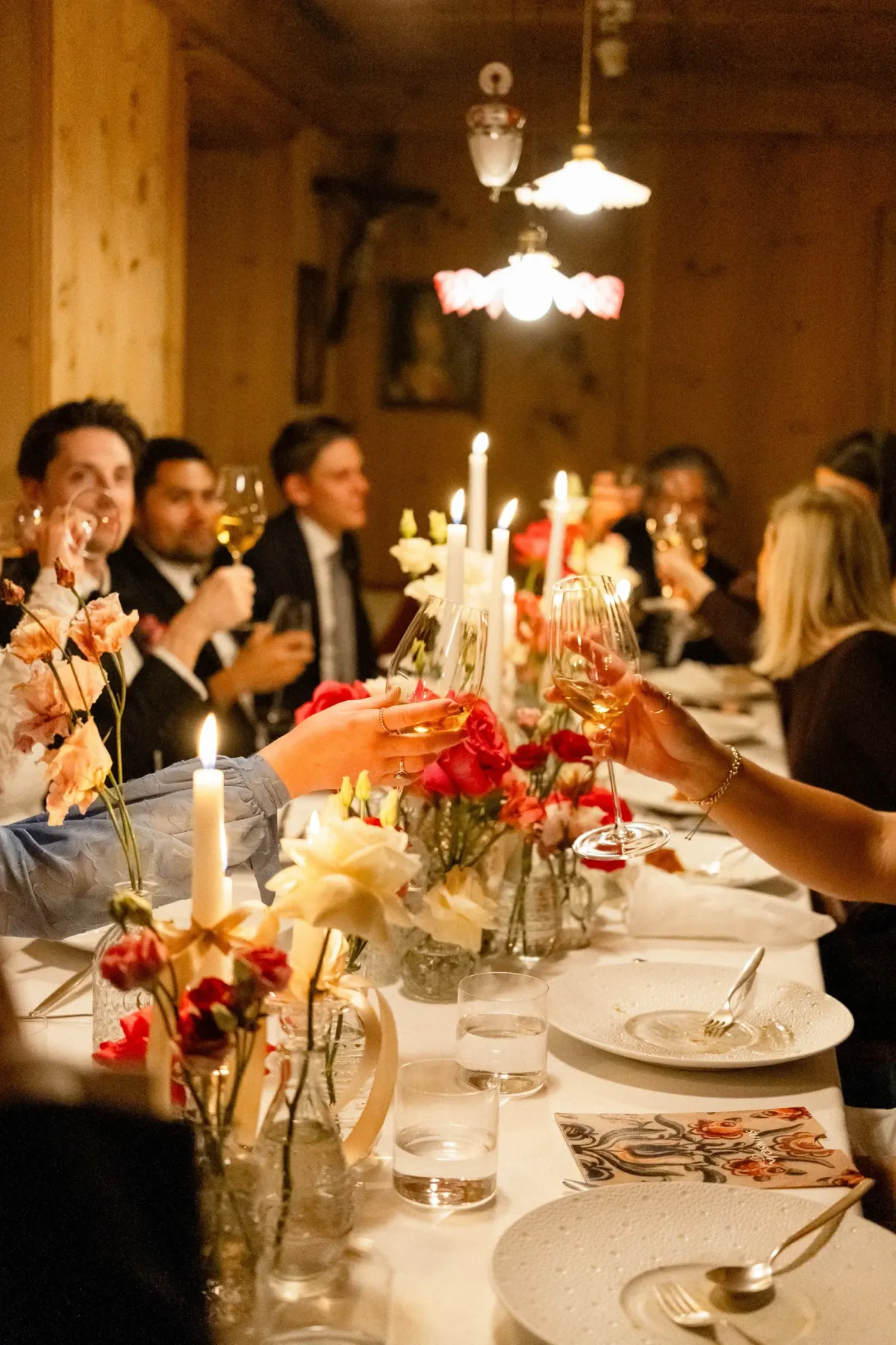 A Micro Winter Wedding for an Anti-Bride Couple in the Dolomites
