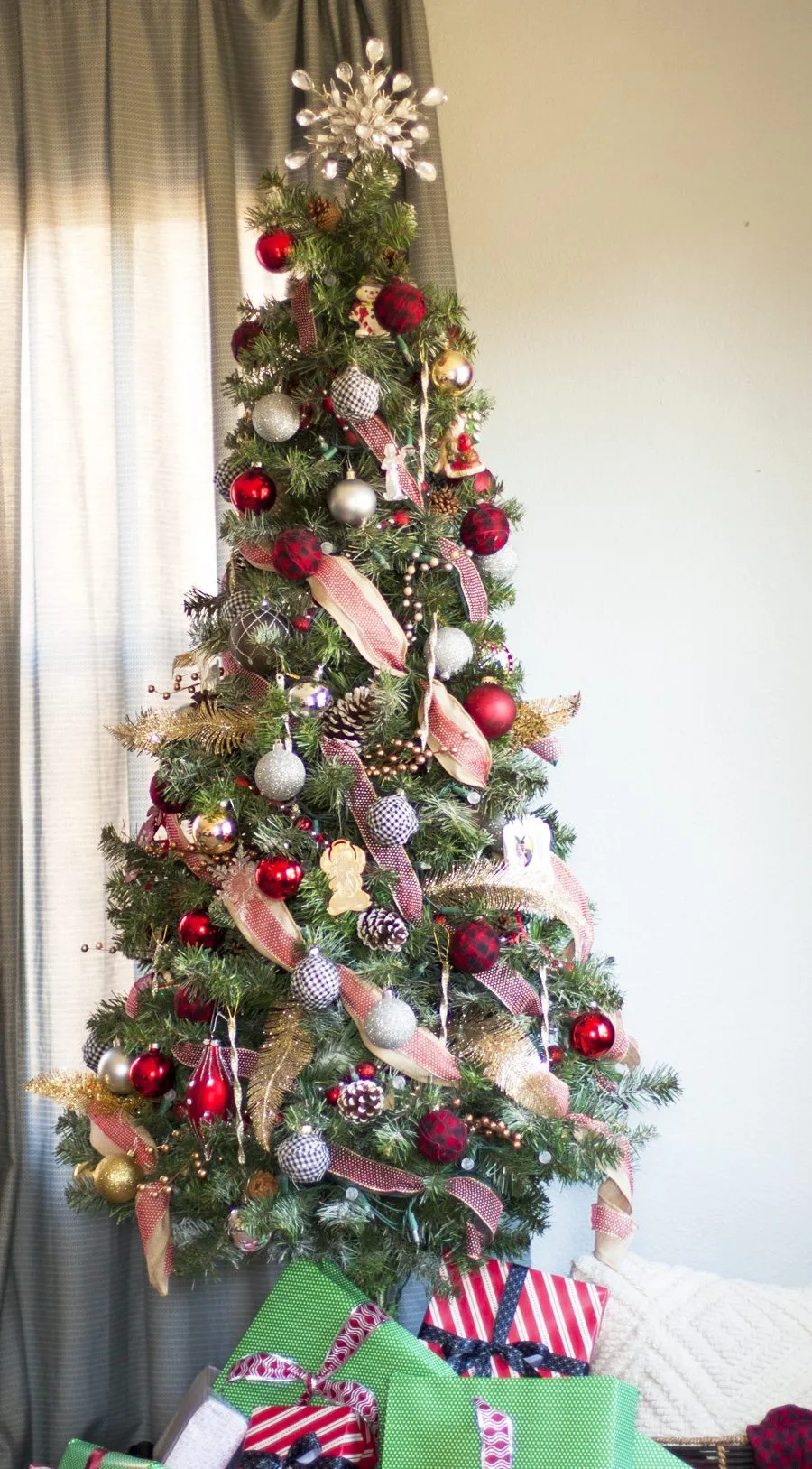 A Thrifty Hack & Step By Step Guide To Decorating A Scraggly Christmas Tree