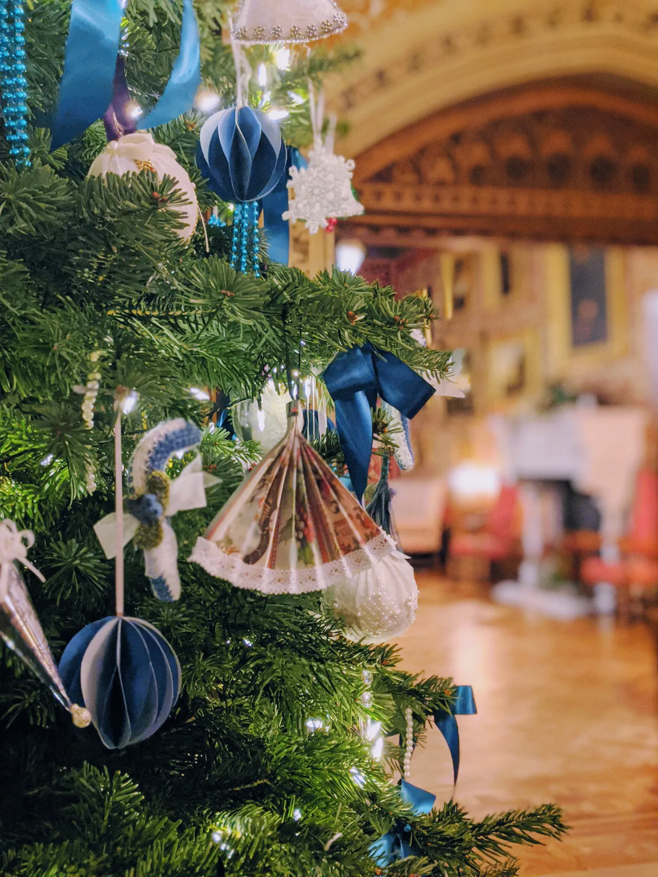 A Very Victorian Christmas At Tyntesfield (Review & Tips For Visiting)