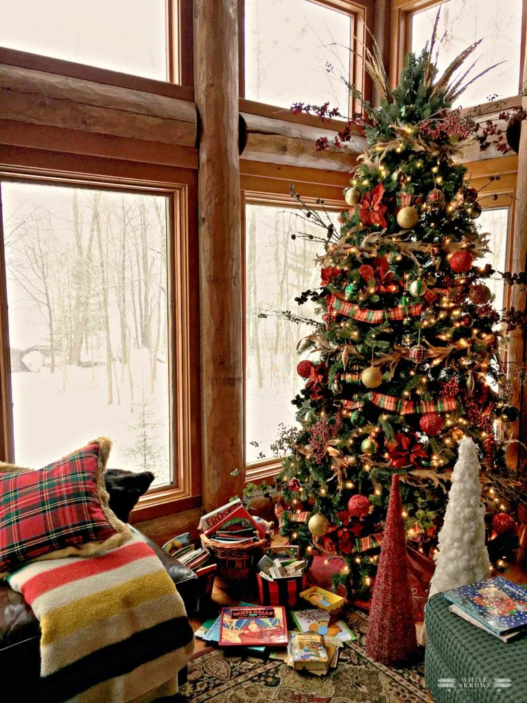 Aesthetic Christmas Tree Vintage 49 Beautiful Vintage Christmas Tree Ideas DigsDigs