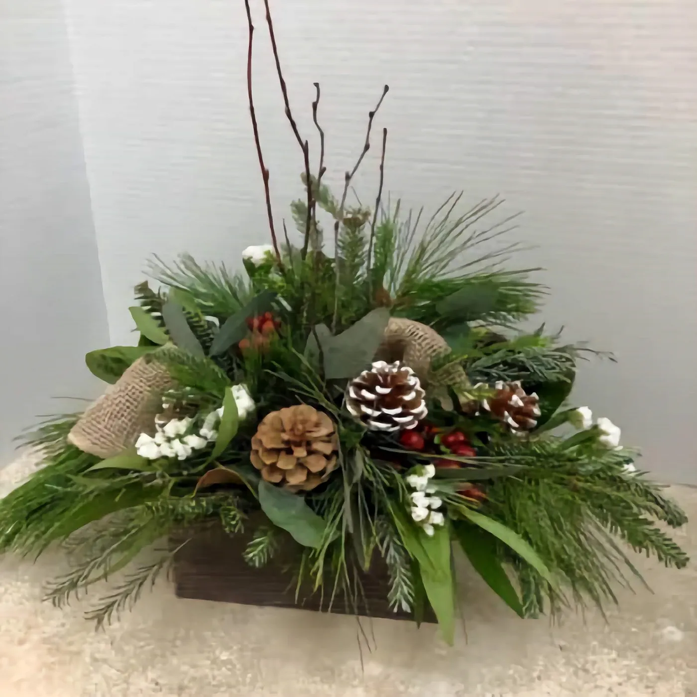 All Natural Burlap Centerpiece - Royal Fleur Florist