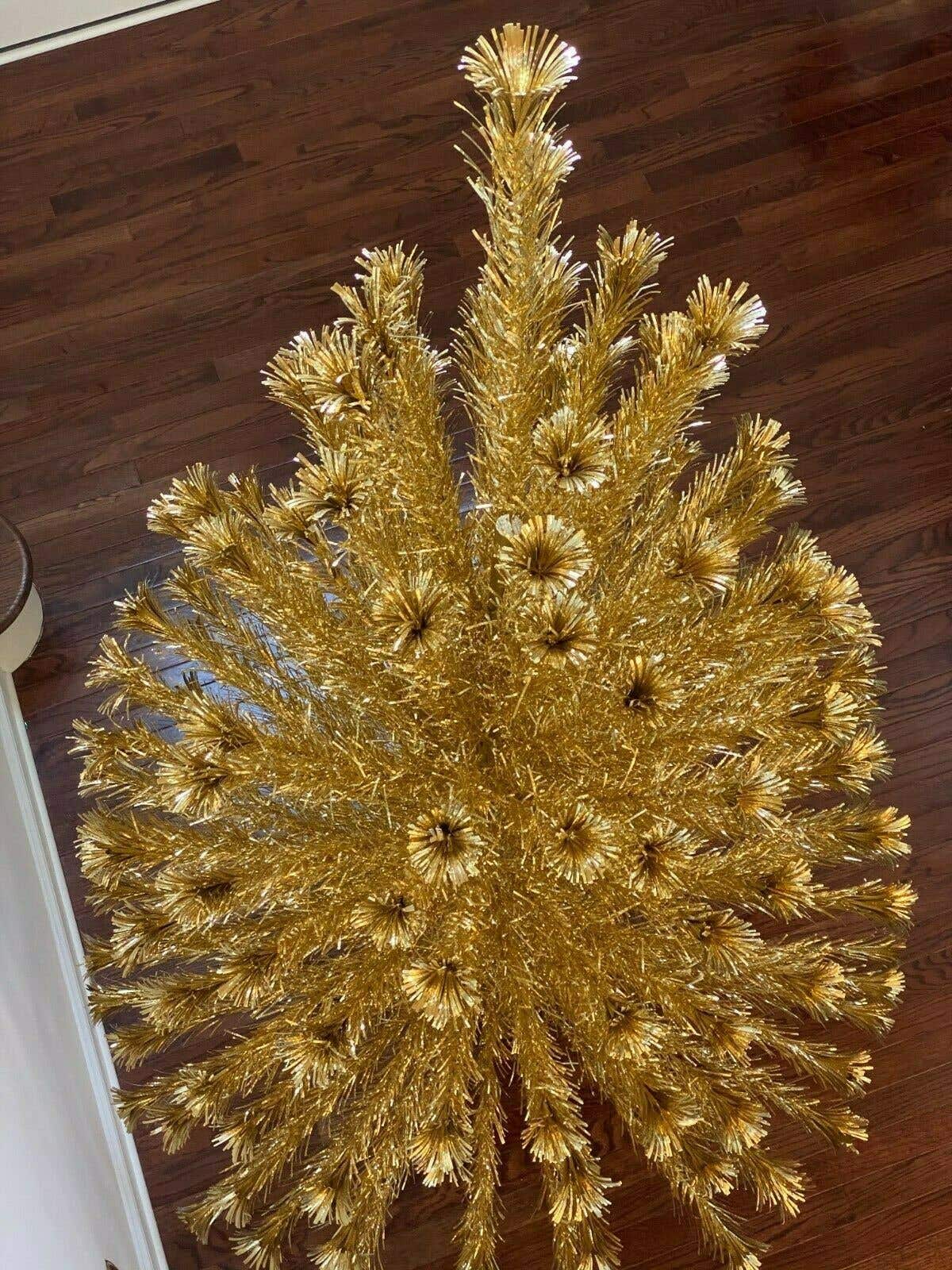 Aluminum Christmas Trees Are Yuletide Cool - Antique Trader