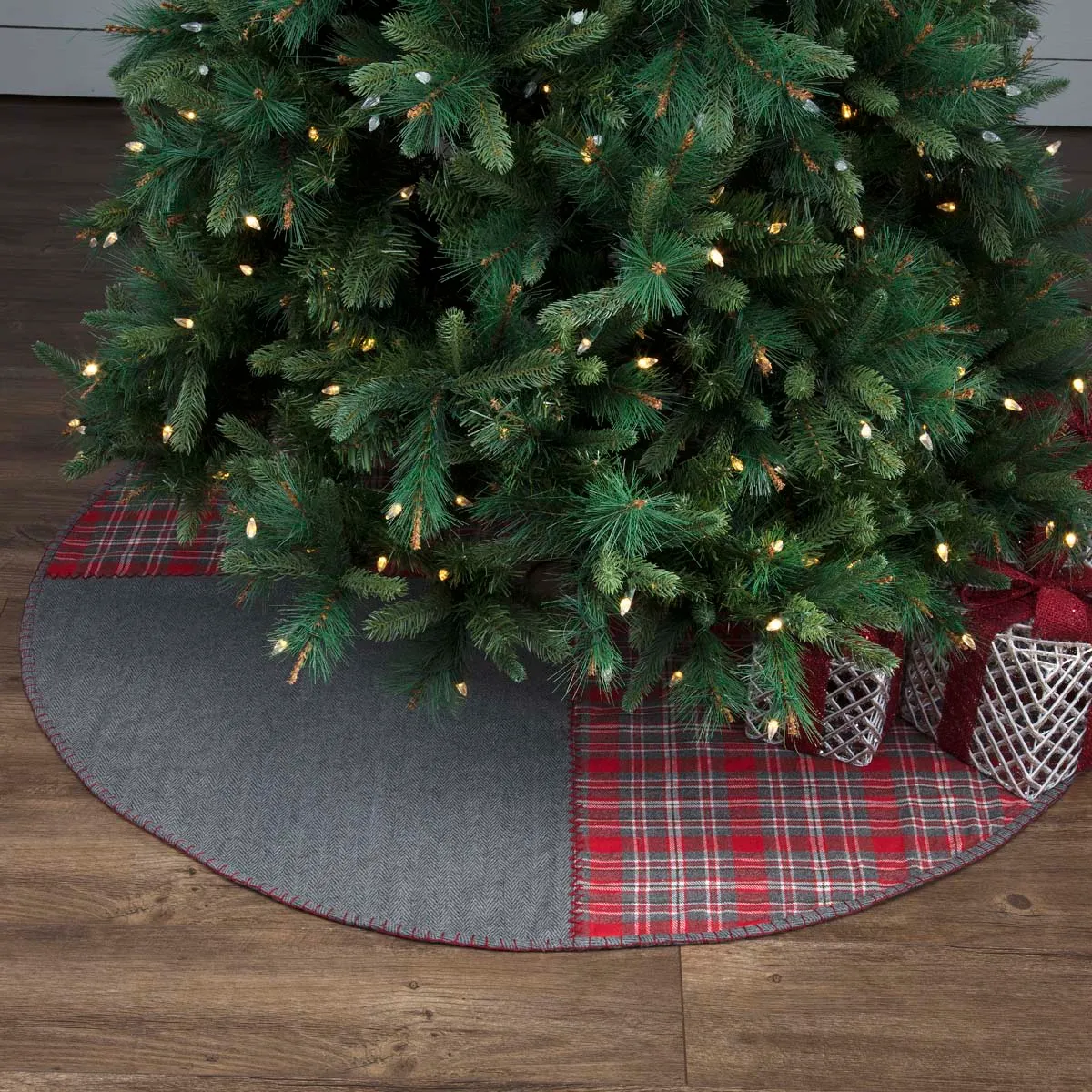 Anderson Patchwork Tree Skirt – VHC Brands Home Decor
