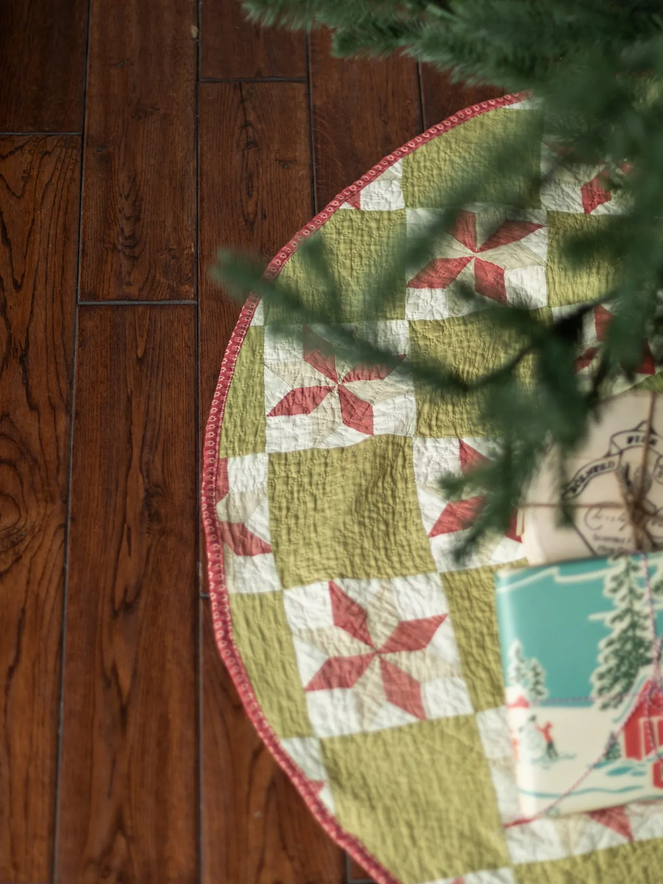 Antique Quilted Tree Skirts – Heirloom Art Co.