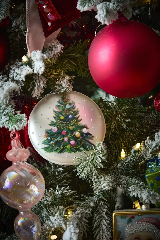 Blush & Bashful – Madisonville Christmas Company