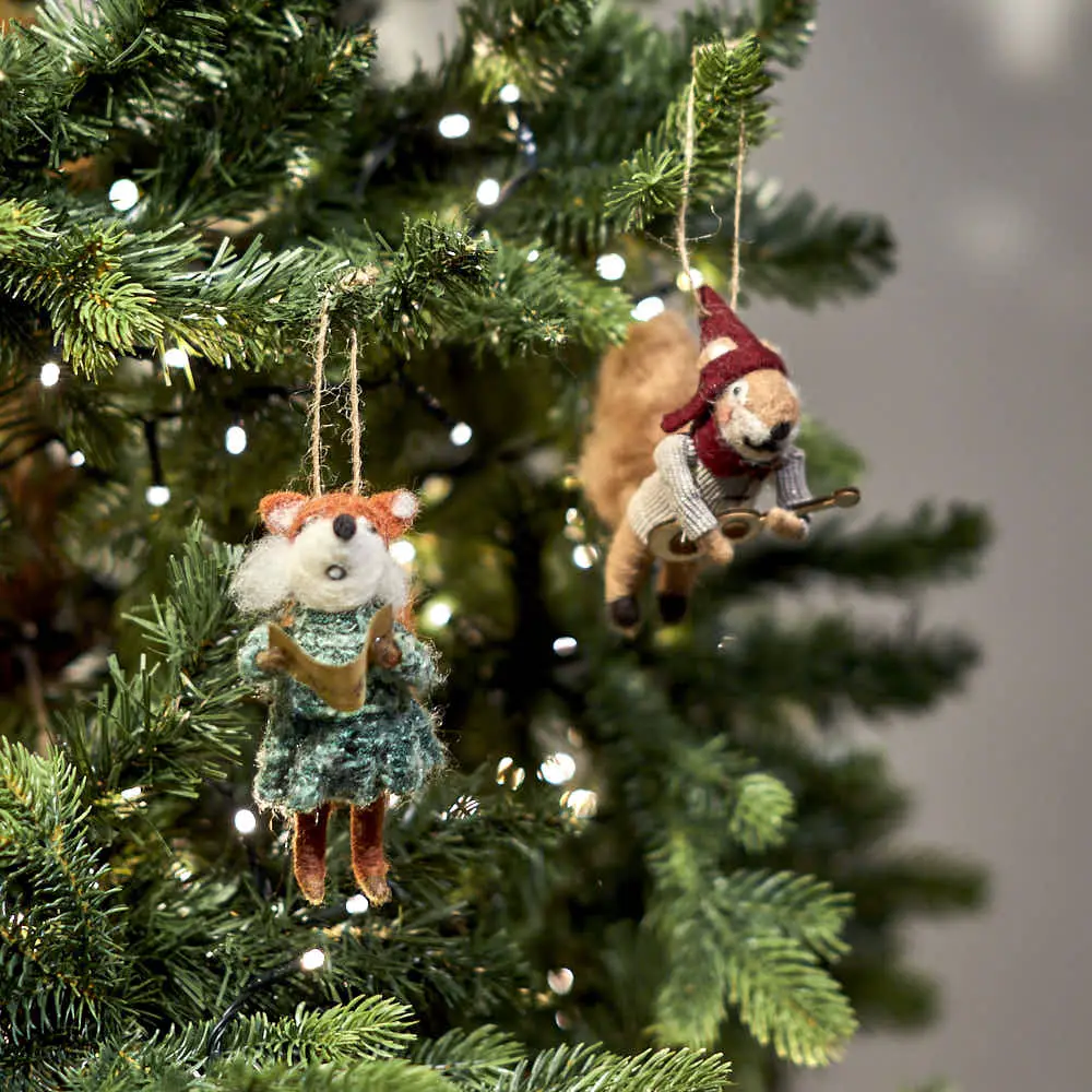 Carolling Felt Animals, Assorted – Angela Reed